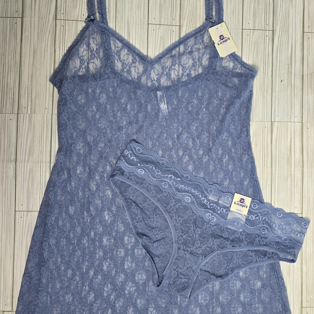 a(155)

b.tempt'd by Wacoal Women's Lace Kiss Chemise And Panty Set Size XL NWT
